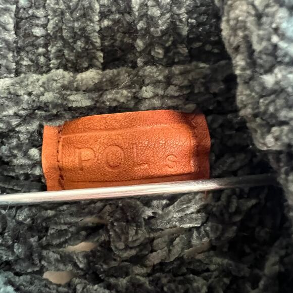 POL Chenille knit Green Turtleneck Oversized Cropped Sweater - Picture 6 of 8